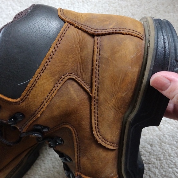 Wolverine waterproof brown leather ankle boots. Size 8.5 - Picture 7 of 12